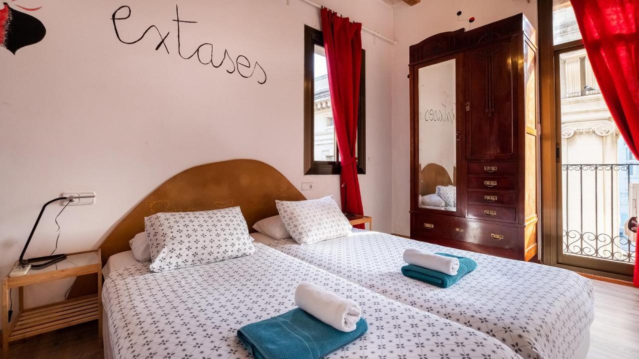ברצלונה Apartamentos El Pintor מראה חיצוני תמונה