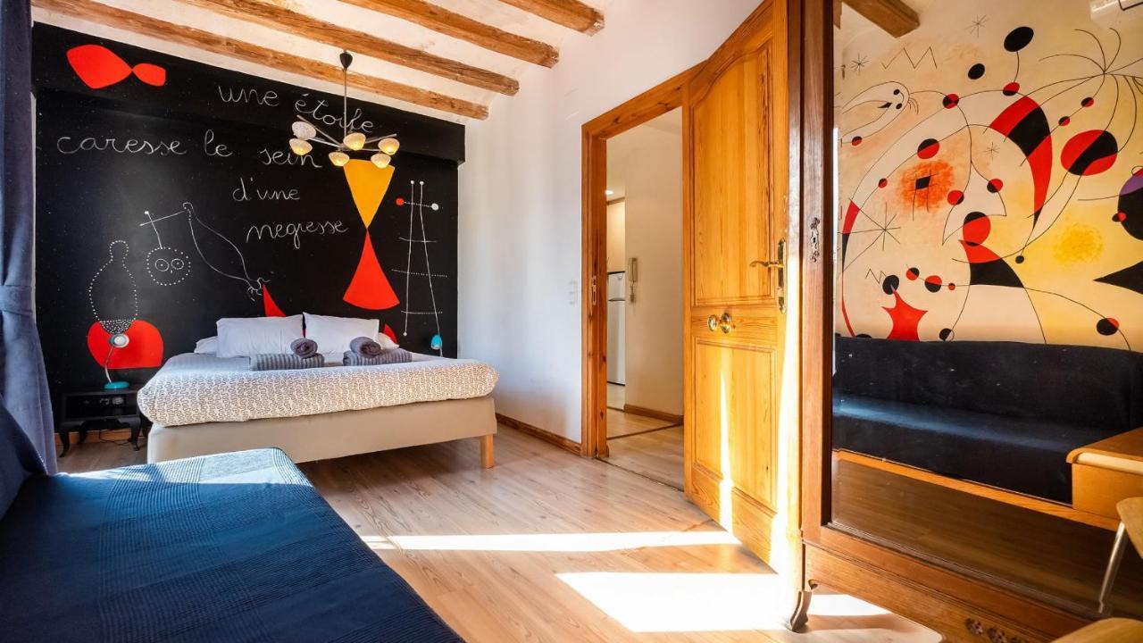 ברצלונה Apartamentos El Pintor מראה חיצוני תמונה