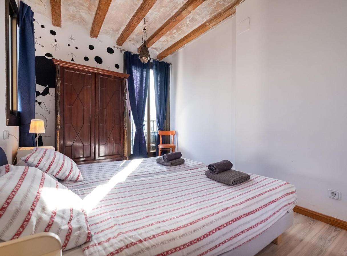 ברצלונה Apartamentos El Pintor מראה חיצוני תמונה