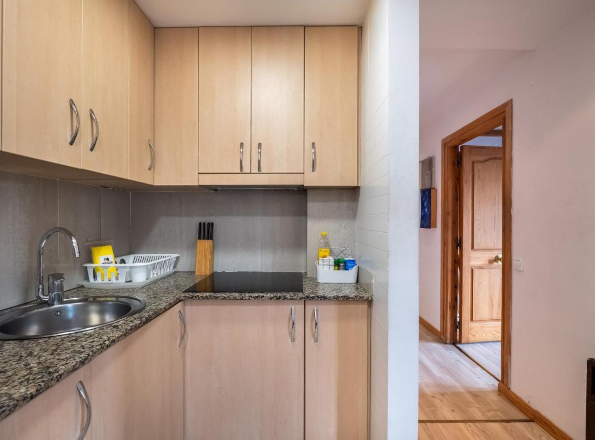 ברצלונה Apartamentos El Pintor מראה חיצוני תמונה