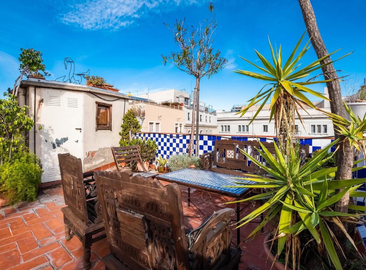ברצלונה Apartamentos El Pintor מראה חיצוני תמונה
