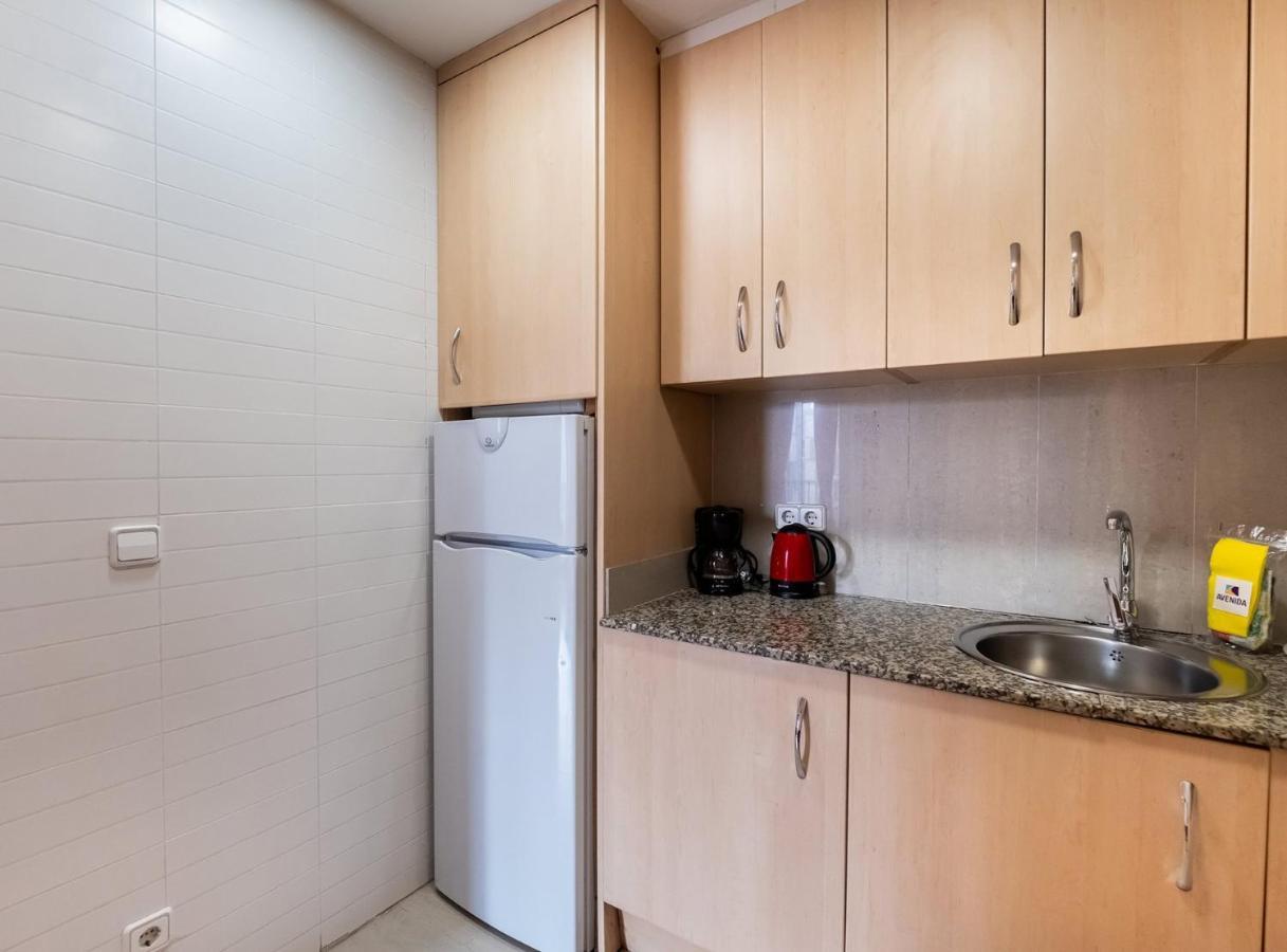 ברצלונה Apartamentos El Pintor מראה חיצוני תמונה