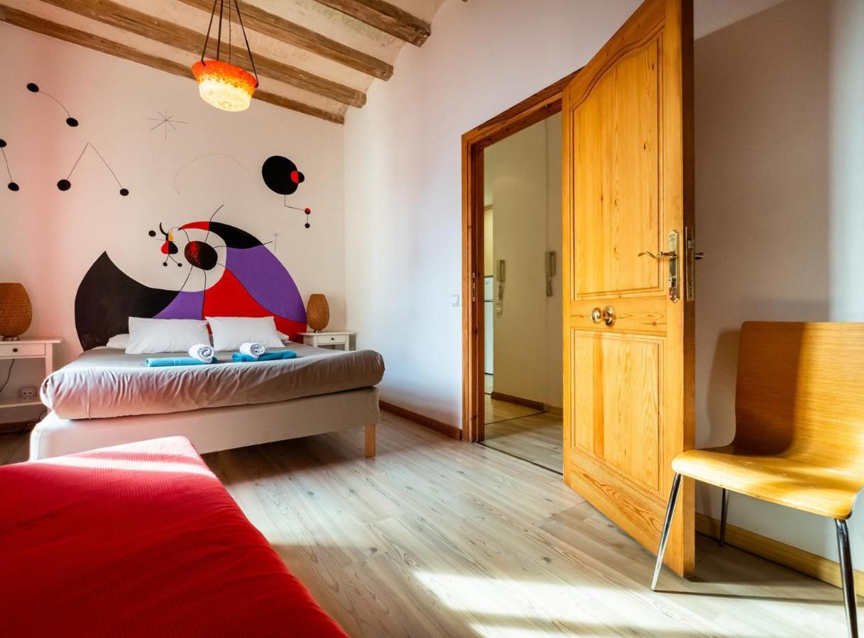 ברצלונה Apartamentos El Pintor מראה חיצוני תמונה